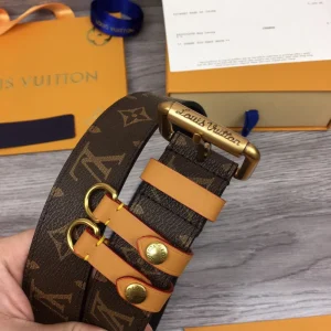 LOUIS VUITTON BELT - B0272