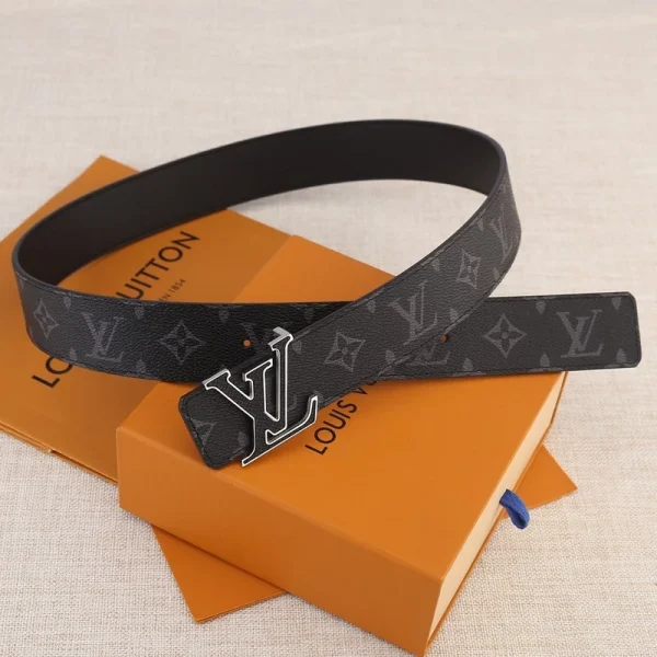 LOUIS VUITTON BELT - B0278