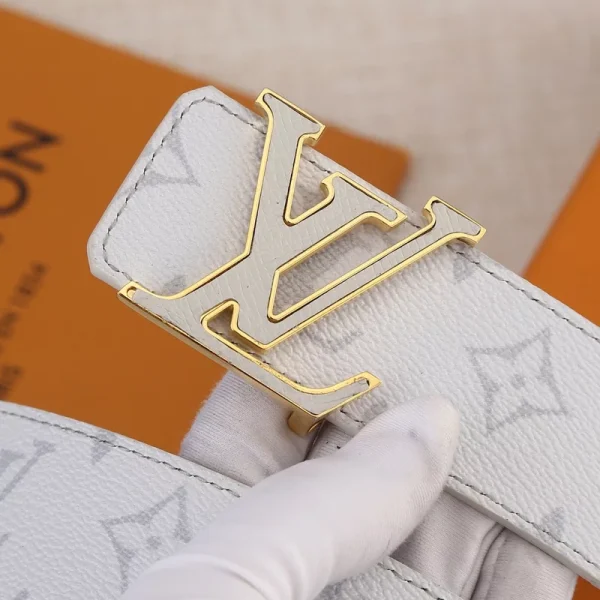 LOUIS VUITTON BELT - B0280