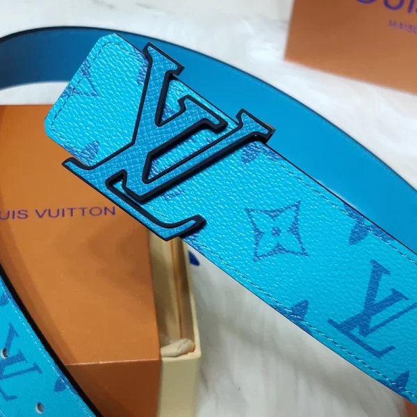 LOUIS VUITTON BELT - B0286