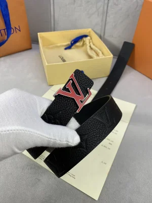 LOUIS VUITTON BELT - B0301