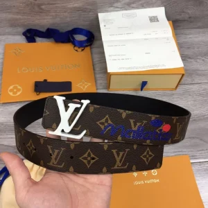 LOUIS VUITTON BELT - B0306