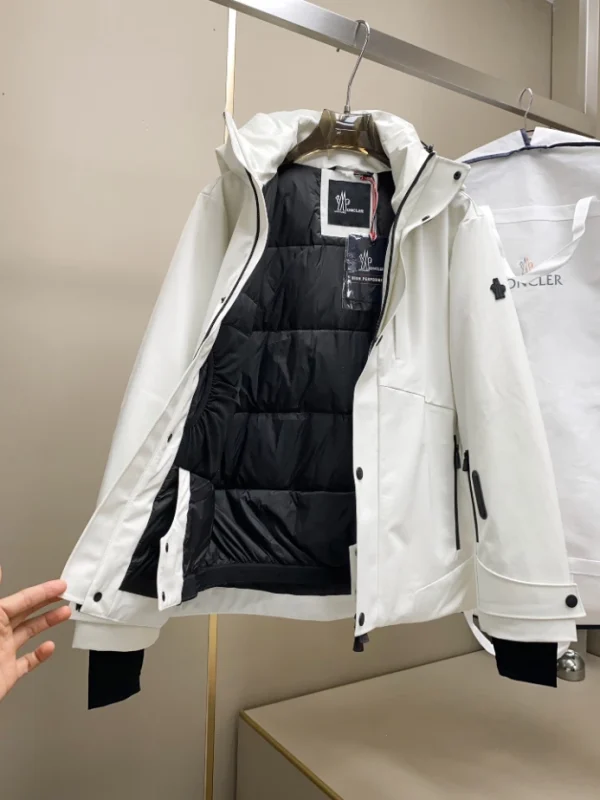 Moncler Grenoble Ski Down Jacket Gore-Tex - MC125