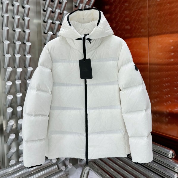 Moncler Masac Short Down Jacket - MC078