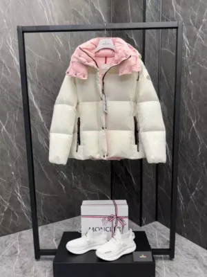 Moncler Jacket - MC140