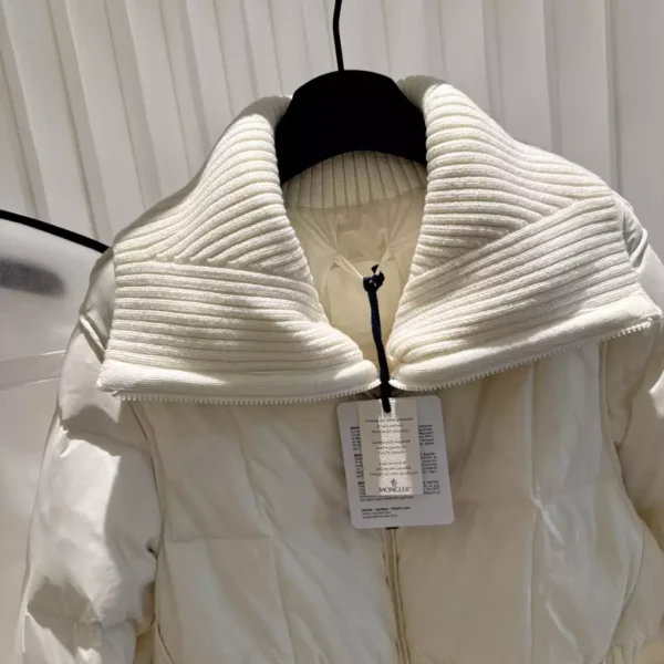 Moncler Jacket - MC141