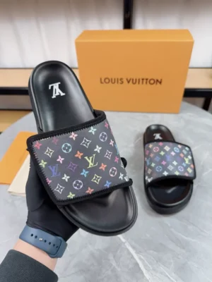 LOUIS VUITTON SANDALS - LSVT402