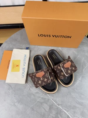 LOUIS VUITTON SANDALS - LSVT404