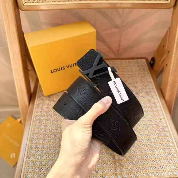 LOUIS VUITTON BELT - B0314