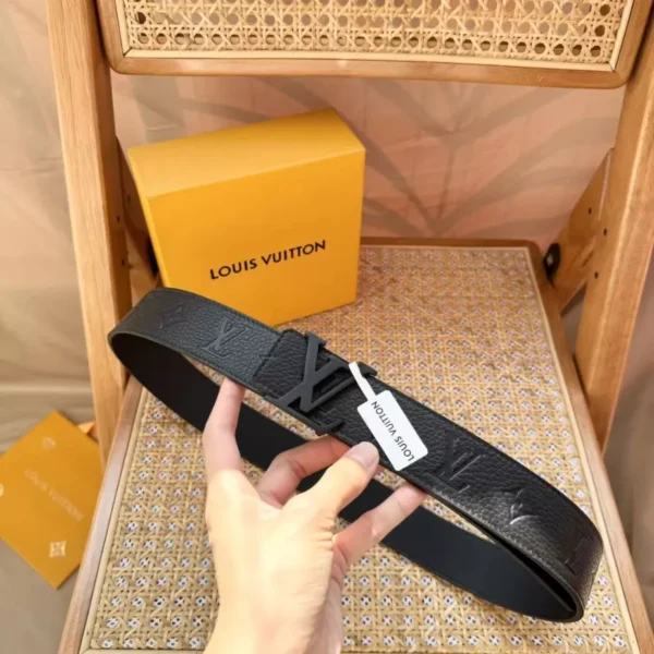 LOUIS VUITTON BELT - B0314