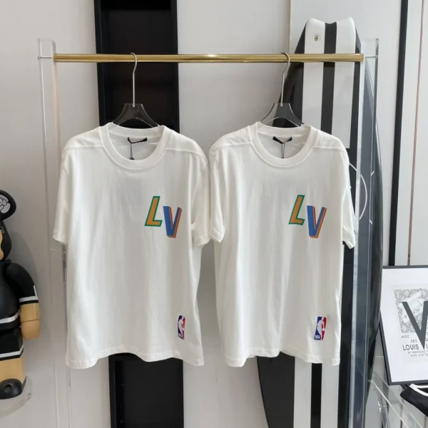 LV x NBA BASKETBALL SHORT-SLEEVED T-SHIRT - LSVT0286