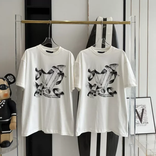 BIRDS PRINTED T-SHIRT IN WHITE - LSVT0299