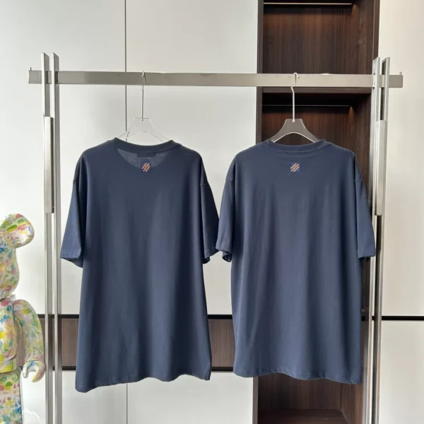 EMBROIDERED SHORT SLEEVED T-SHIRT - LSVT0302