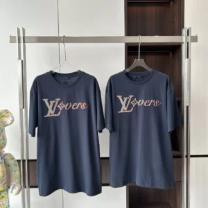 EMBROIDERED SHORT SLEEVED T-SHIRT - LSVT0302