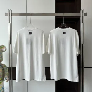 EMBROIDERED SHORT SLEEVED T-SHIRT - LSVT0303