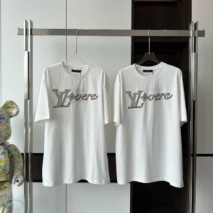 EMBROIDERED SHORT SLEEVED T-SHIRT - LSVT0303