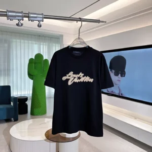 EMBROIDERED SIGNATURE T-SHIRT IN BLACK
