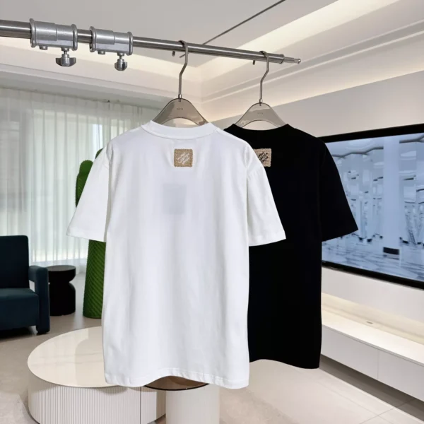 EMBROIDERED SIGNATURE T-SHIRT IN WHITE - LSVT0271