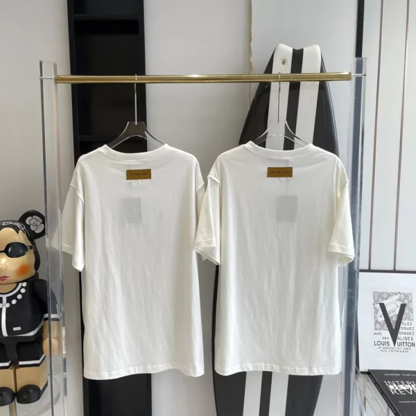 LV LOGO EMBOSSED T-SHIRT - LSVT0297
