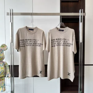 PARK SEO BO SHORT SLEEVED COTTON CREWNECK - LSVT0310
